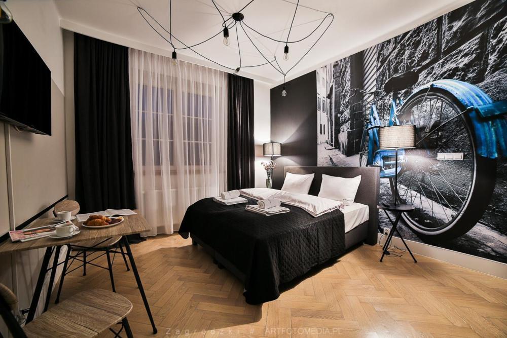 Saint Thomas Corner - By Upstairs Hotel apartamentowy Kraków