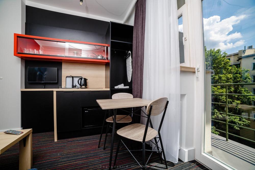 Saint Thomas Corner - By Upstairs 2*